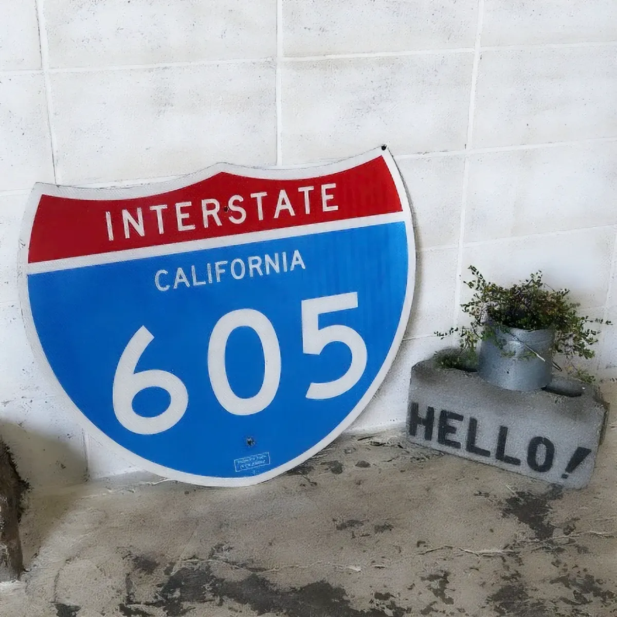 INTERSTATE CALIFORNIA 605 ロードサイン