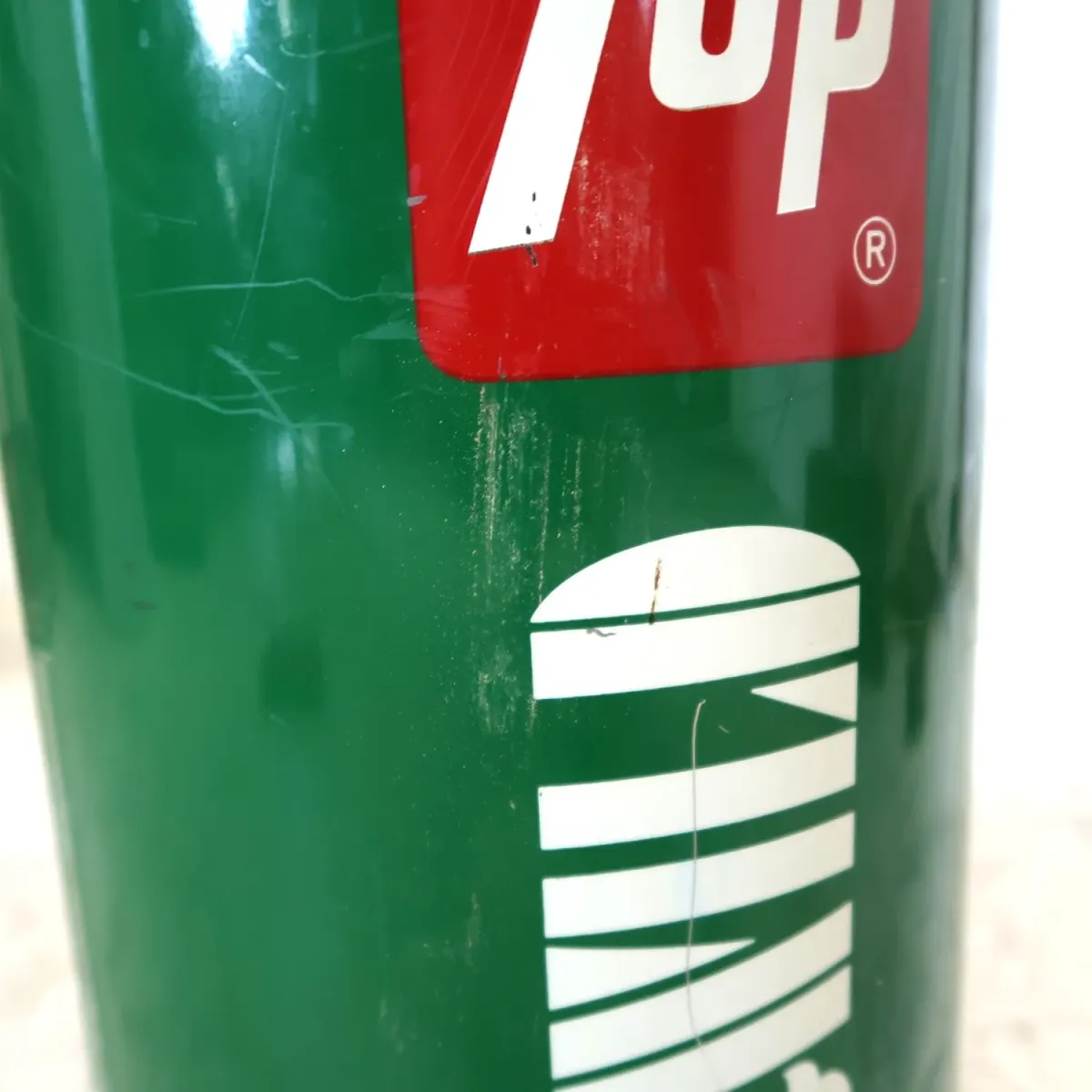 7up ビンテージ メタルゴミ箱