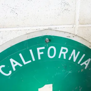 CALIFORNIA 1 ロードサイン