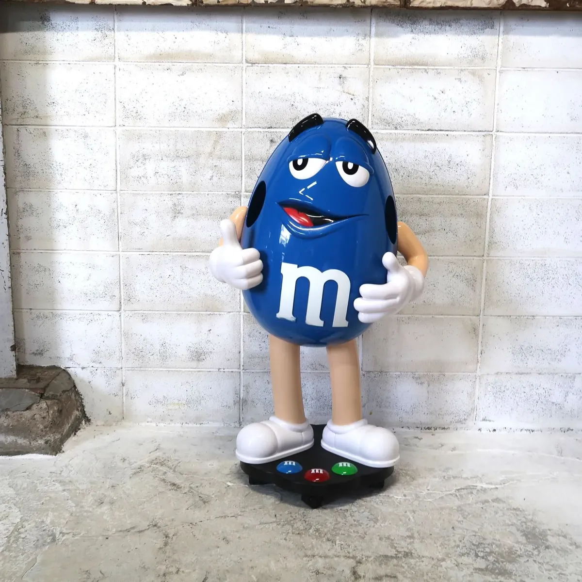 M&M's ブルー 大型 ストアディスプレイ