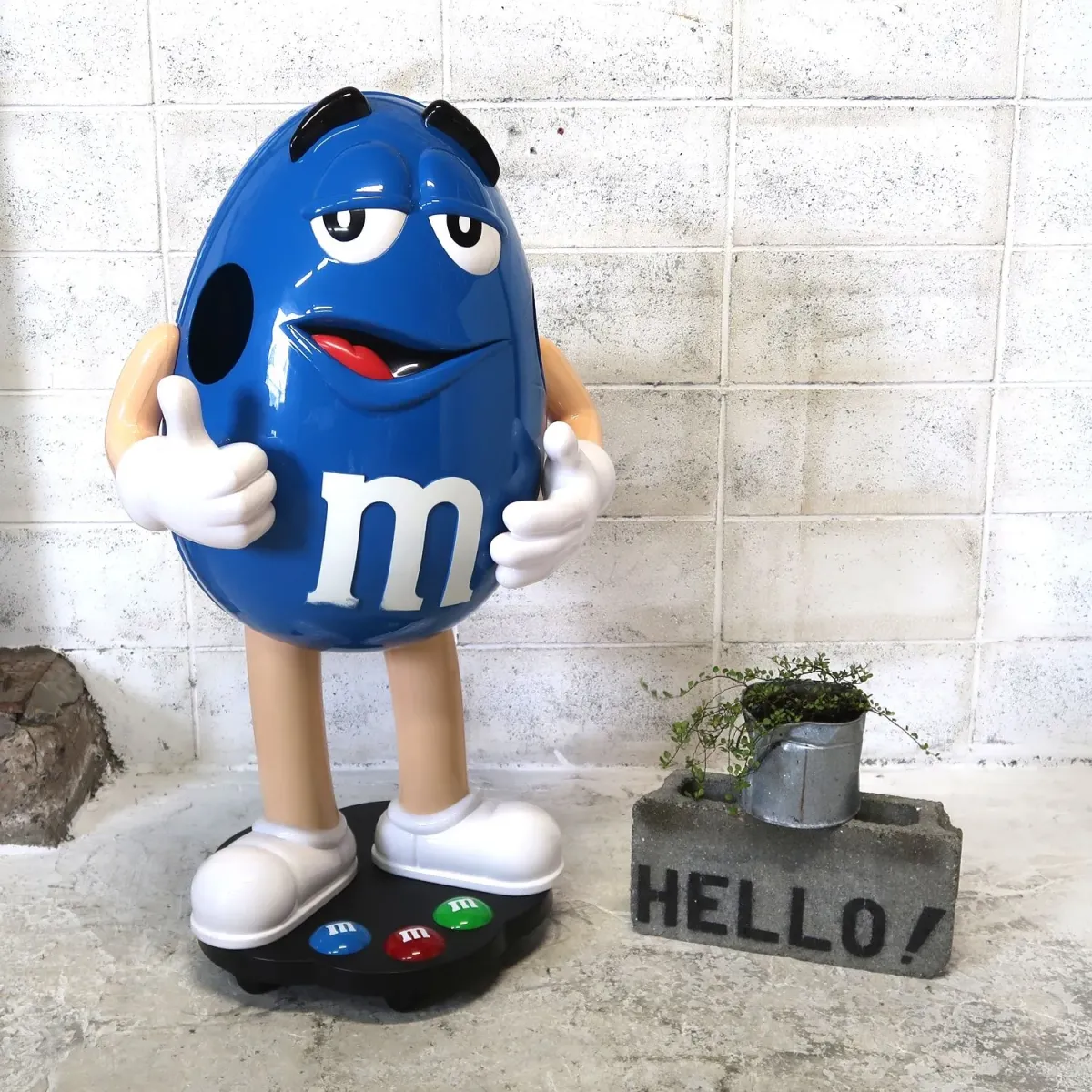 M&M's ブルー 大型 ストアディスプレイ