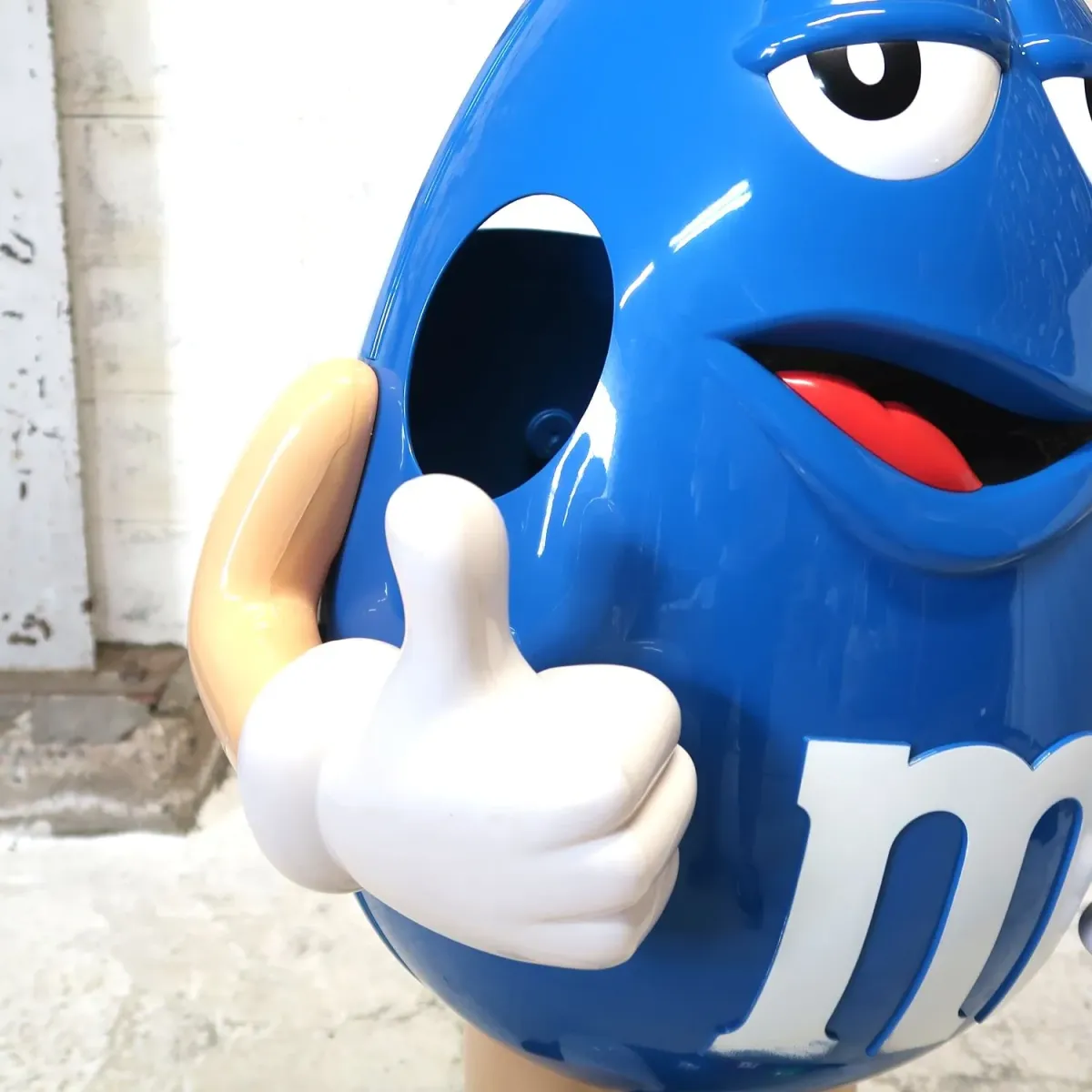 M&M's ブルー 大型 ストアディスプレイ