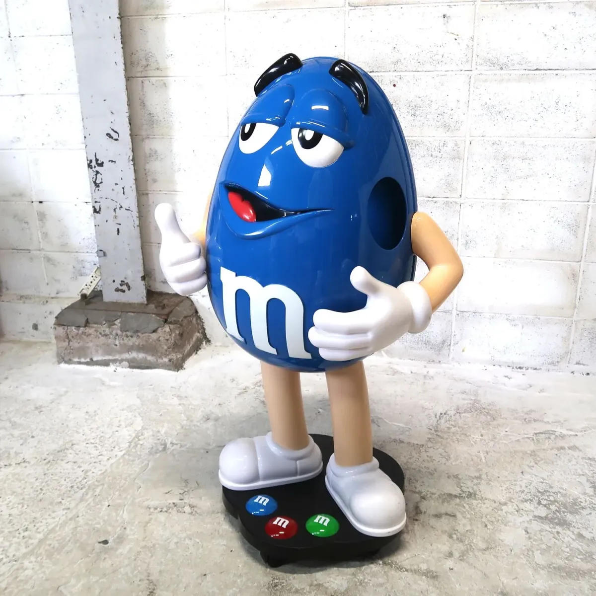 M&M's ブルー 大型 ストアディスプレイ