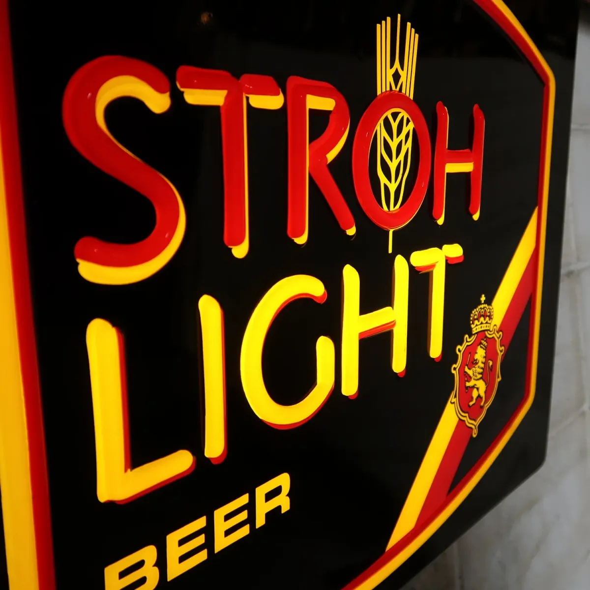 STROH LIGHT BEER ビンテージ ネオンデザイン ライトサイン