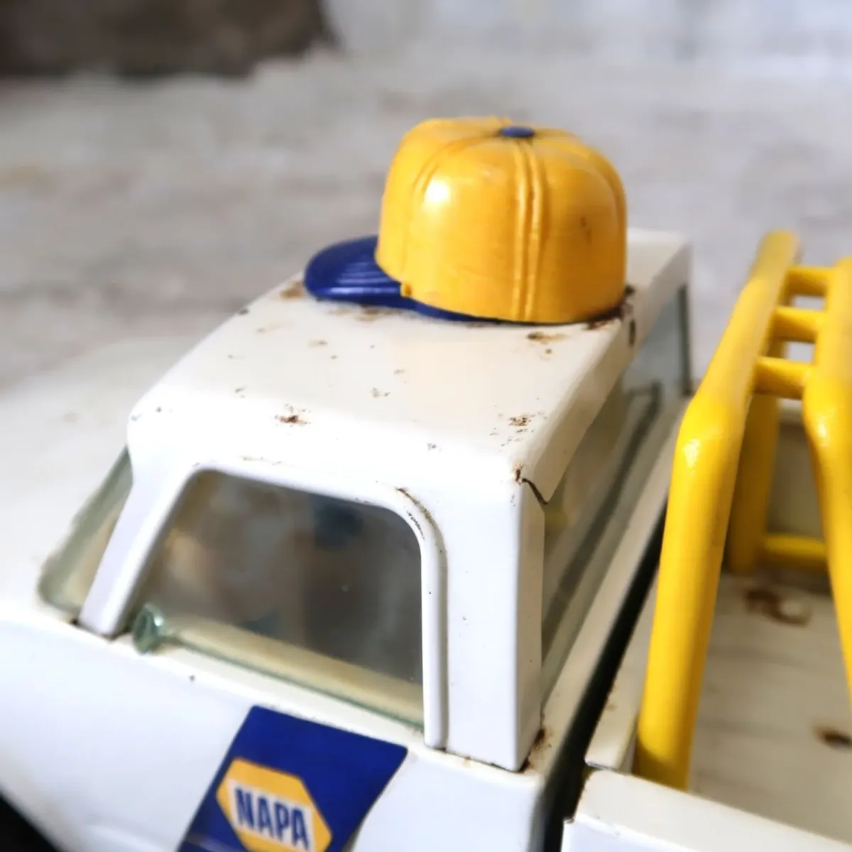 NYLINT社製 NAPA トラック ミニカー