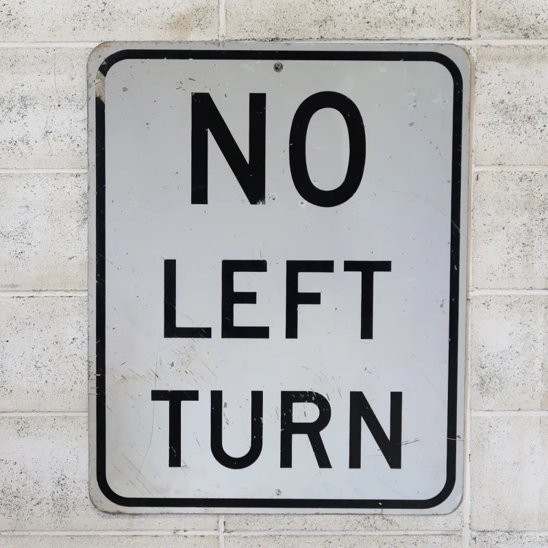 NO LEFT TURN ビンテージロードサイン