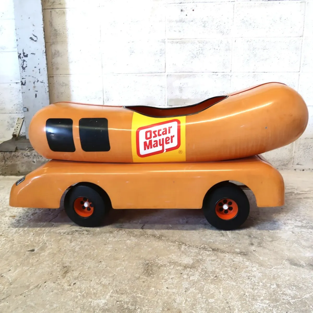 Oscar Mayer ウィンナーモービル ペダルカー