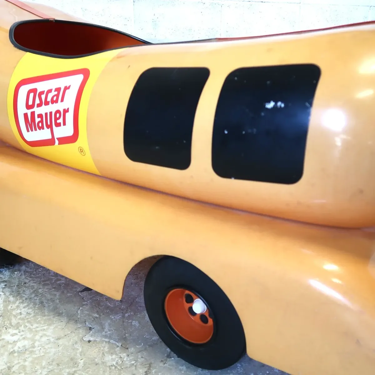 Oscar Mayer ウィンナーモービル ペダルカー