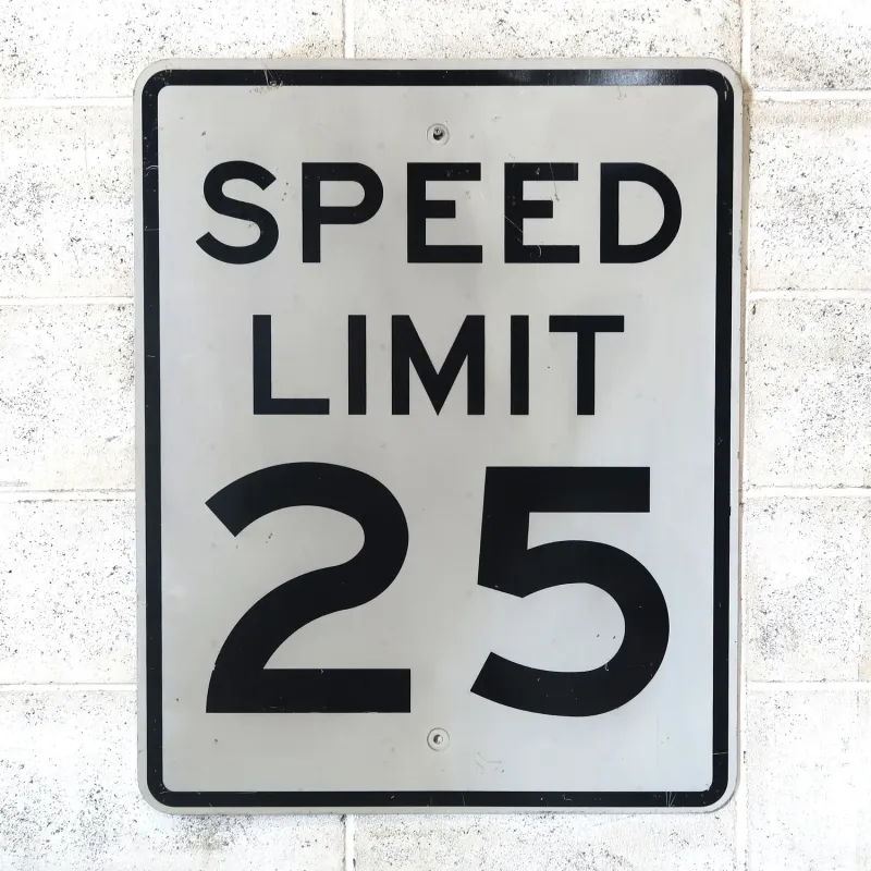 ロードサイン SPEED LIMIT 25