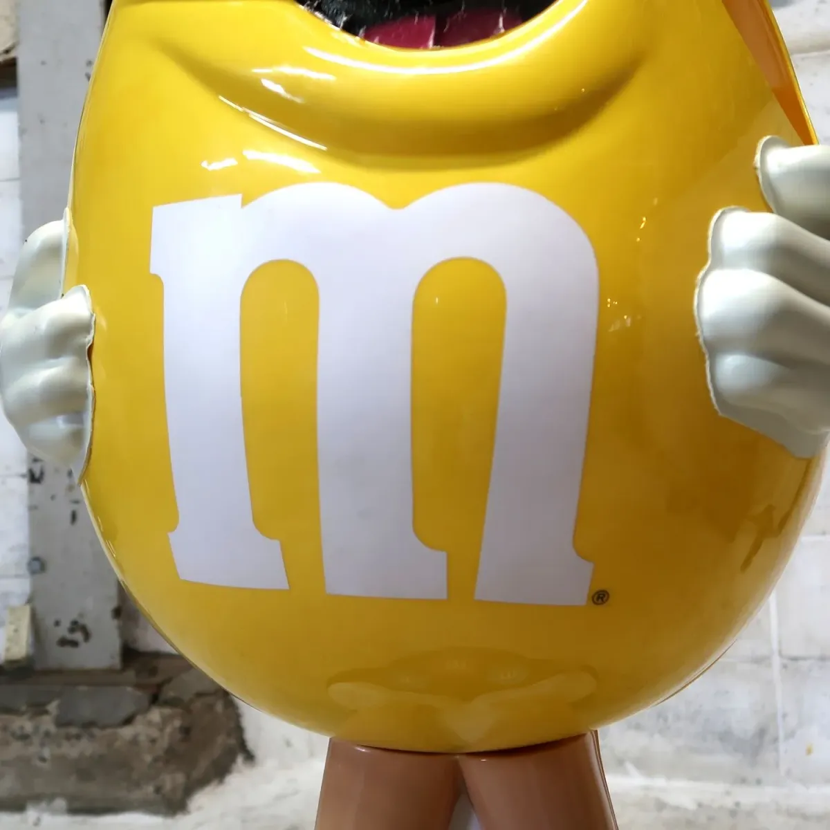 M&M's イエロー 大型 ストアディスプレイ