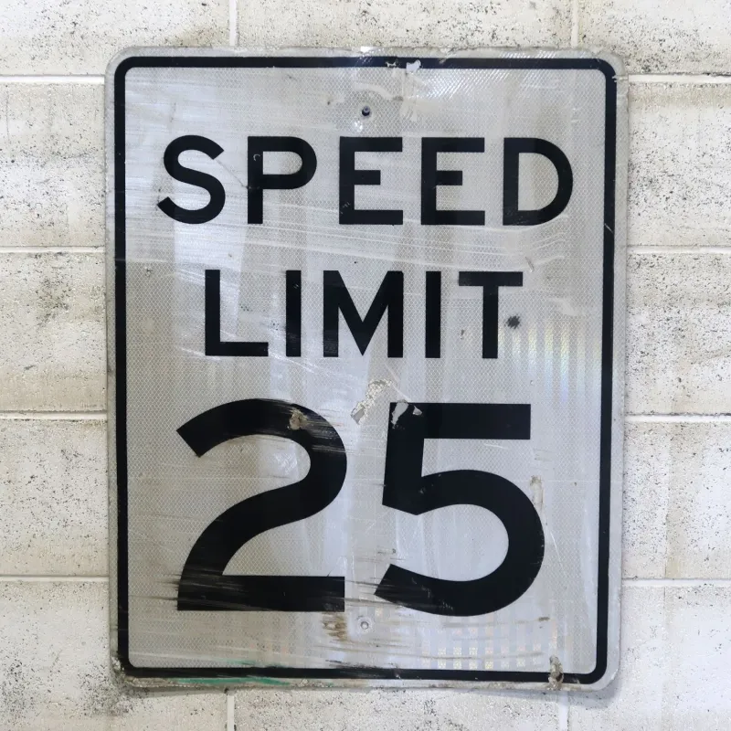 ロードサイン SPEED LIMIT 25