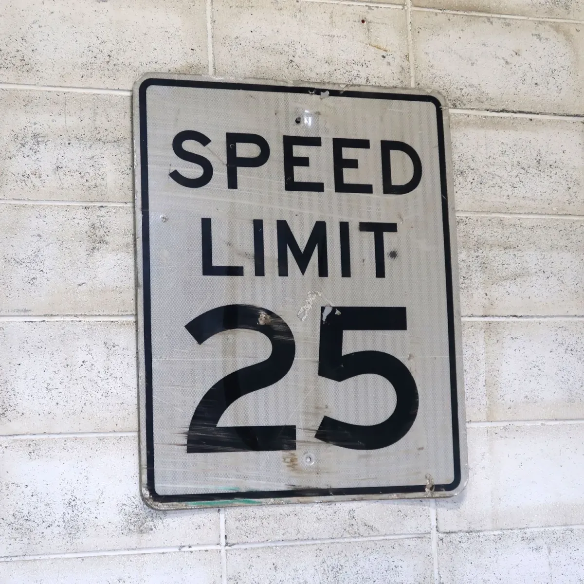 ロードサイン SPEED LIMIT 25