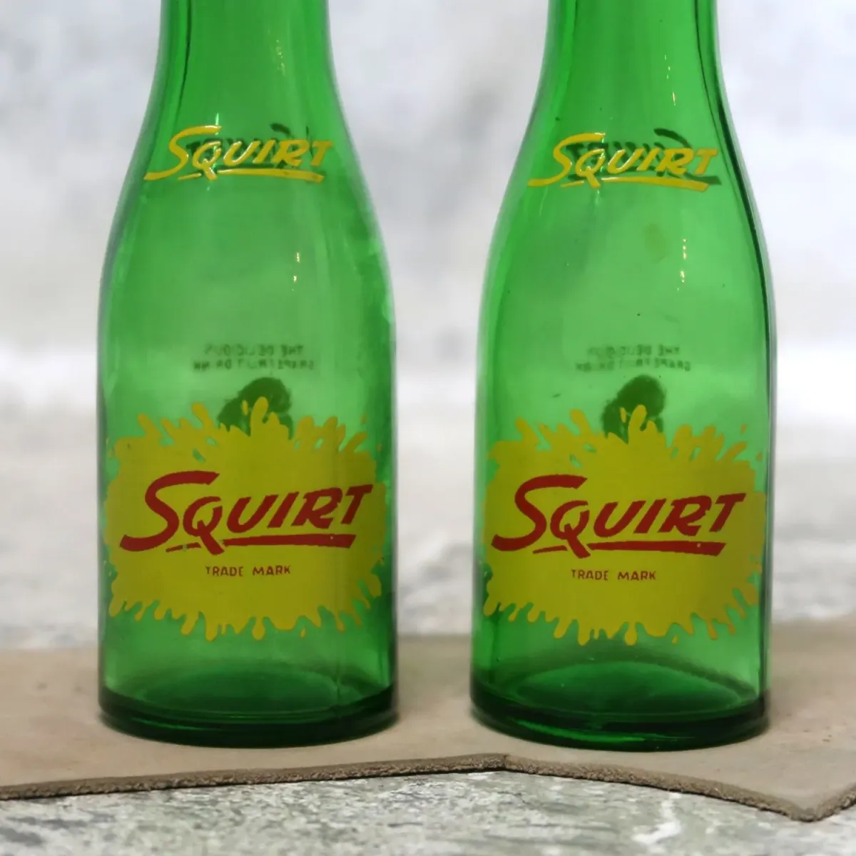 SQUIRT ビンテージ ボトル型 ソルト&ペッパー 2個セット