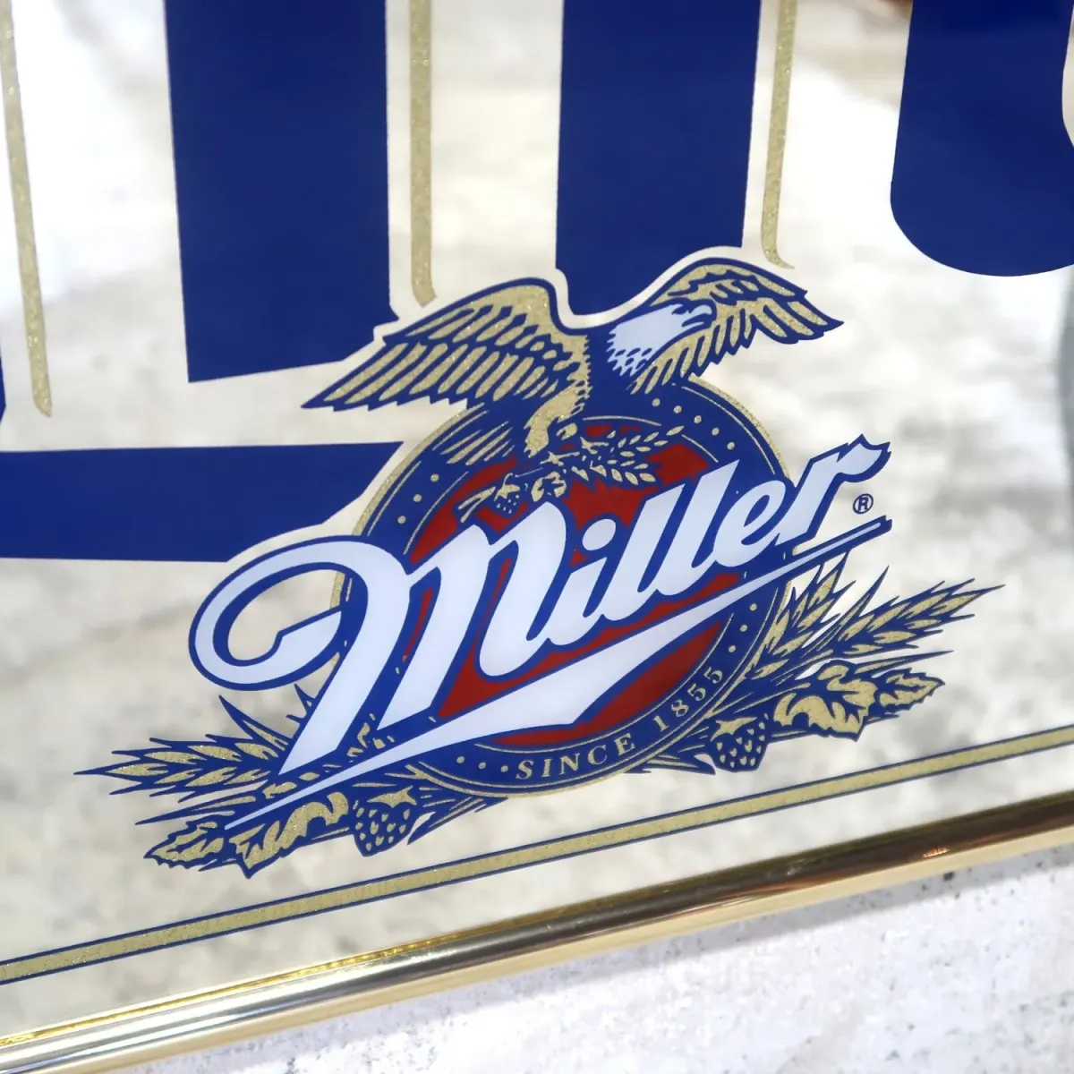 Miller LIGHT パブミラー