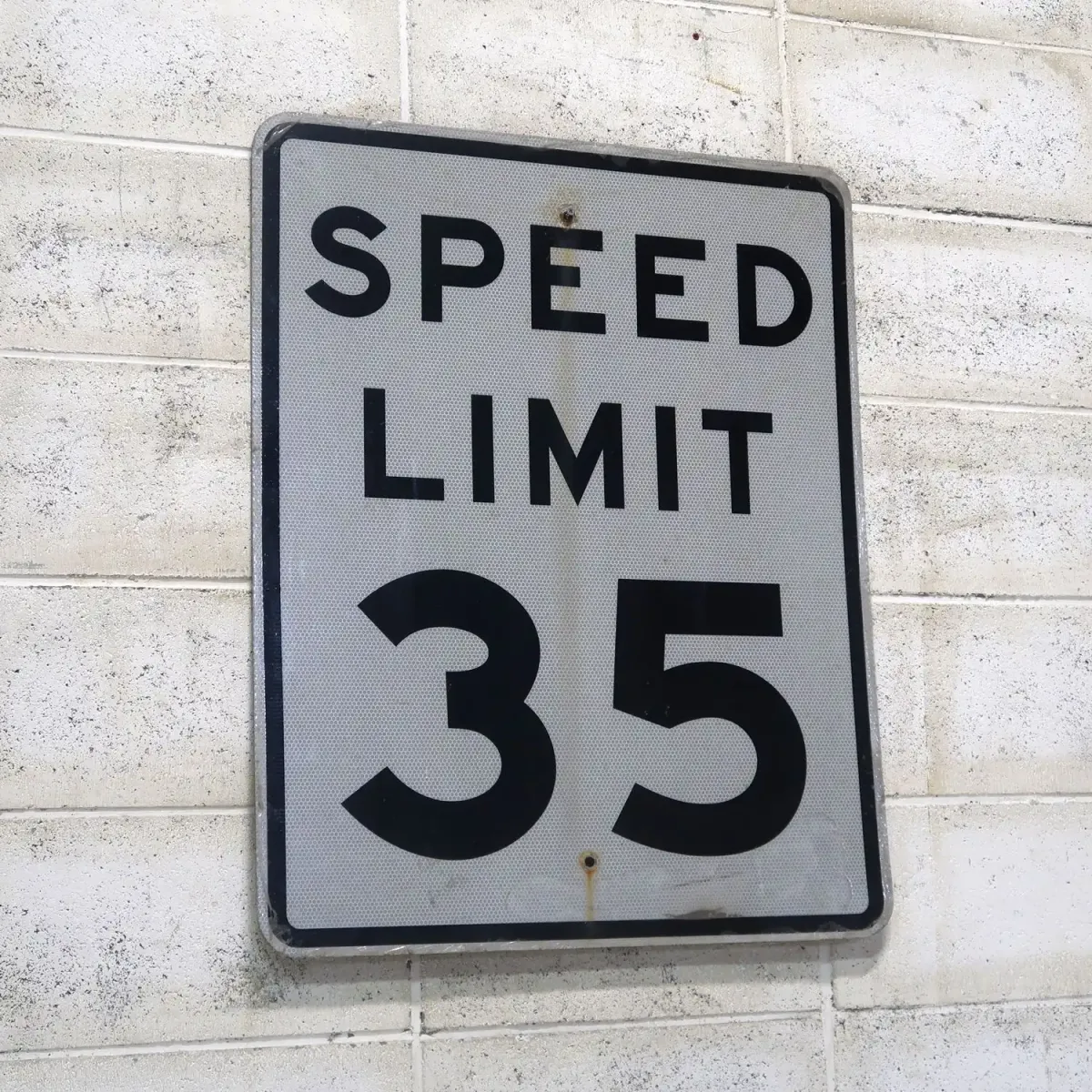 ロードサイン SPEED LIMIT 35